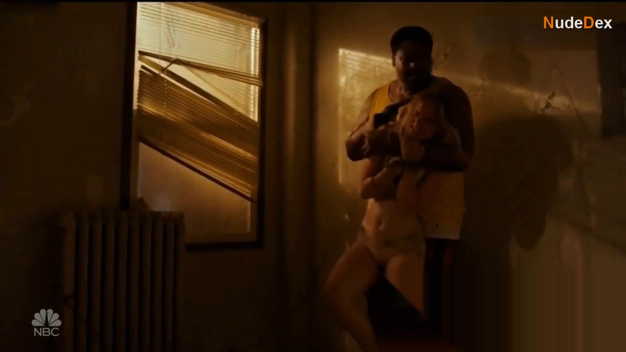 Amanda Rhodes in Chicago P.d., photo 3
