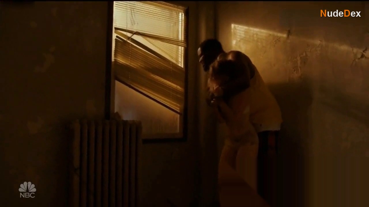 Amanda Rhodes in Chicago P.d., photo 4