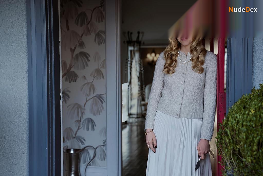 The Housemaid in The Housemaid, photo 2