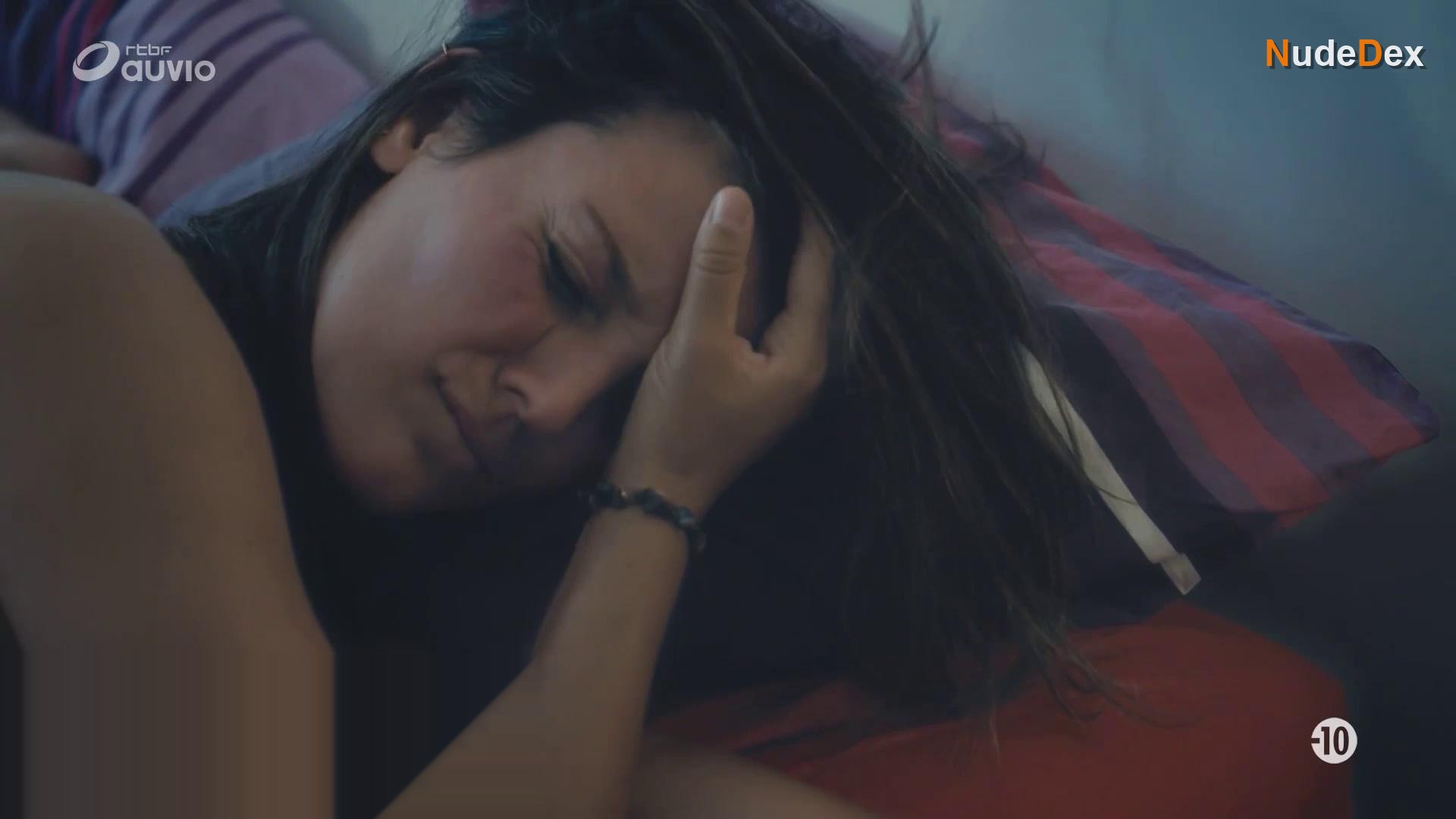 Amandine Hinnekens in Trentenaires, photo 5