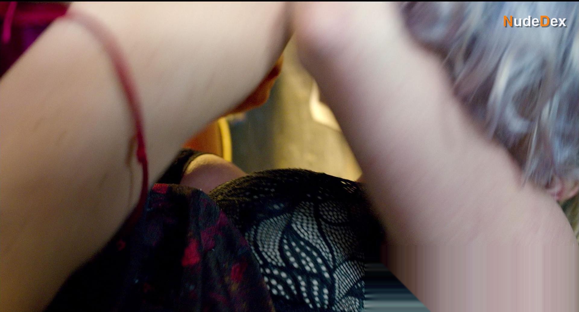 Amber Benson in Desire Will Set You Free, photo 3