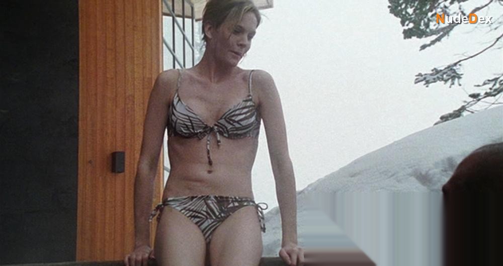 Amber Borycki in Revenge Of The Boarding School Dropouts, photo 2