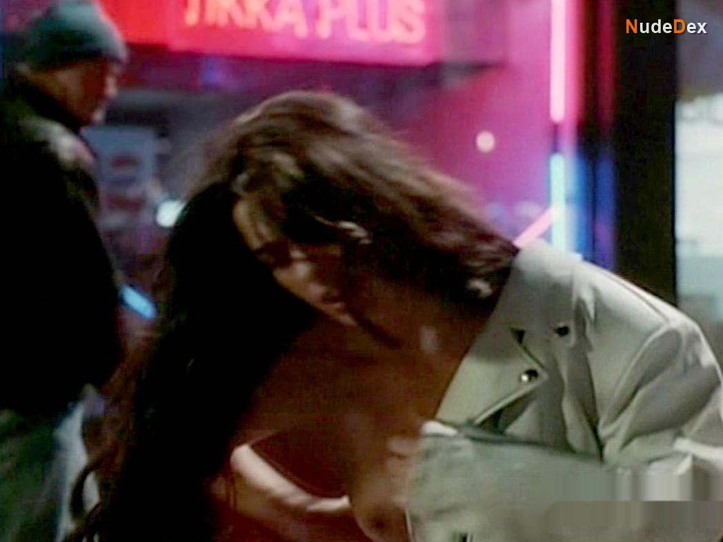 Amber Lea Weston in Boulevard, photo 2