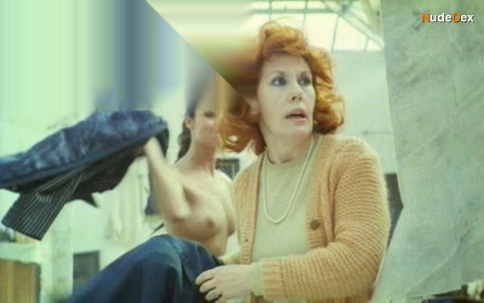 Amparo Munoz in Mama Turns 100, photo 6