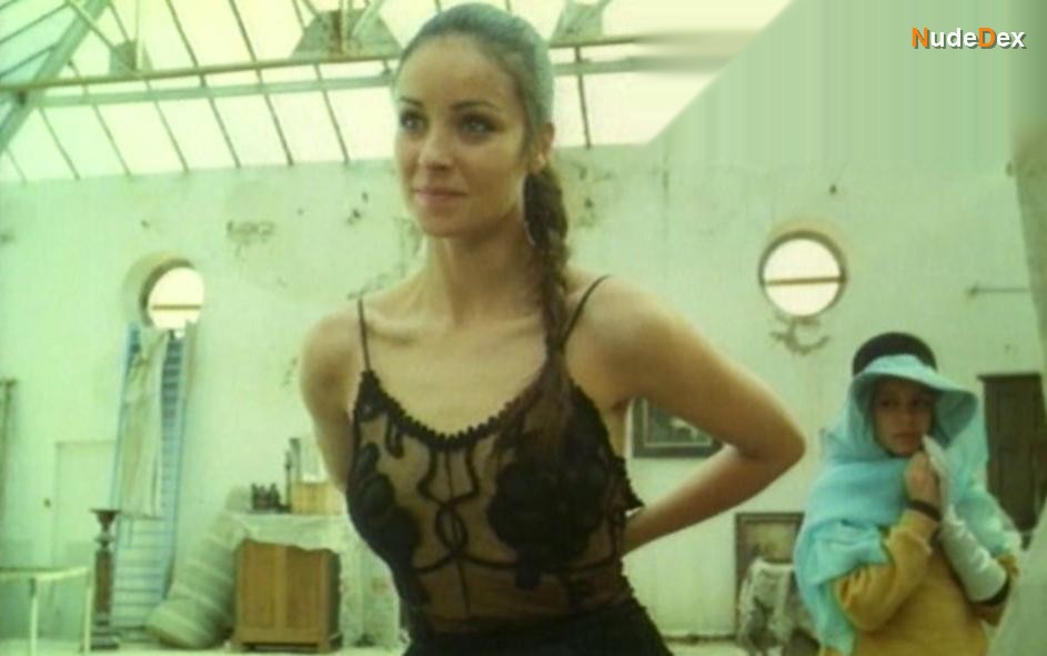 Amparo Munoz in Mama Turns 100, photo 12