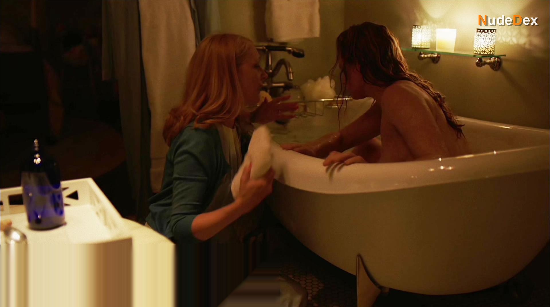 Amy Adams in Sharp Objects, photo 3