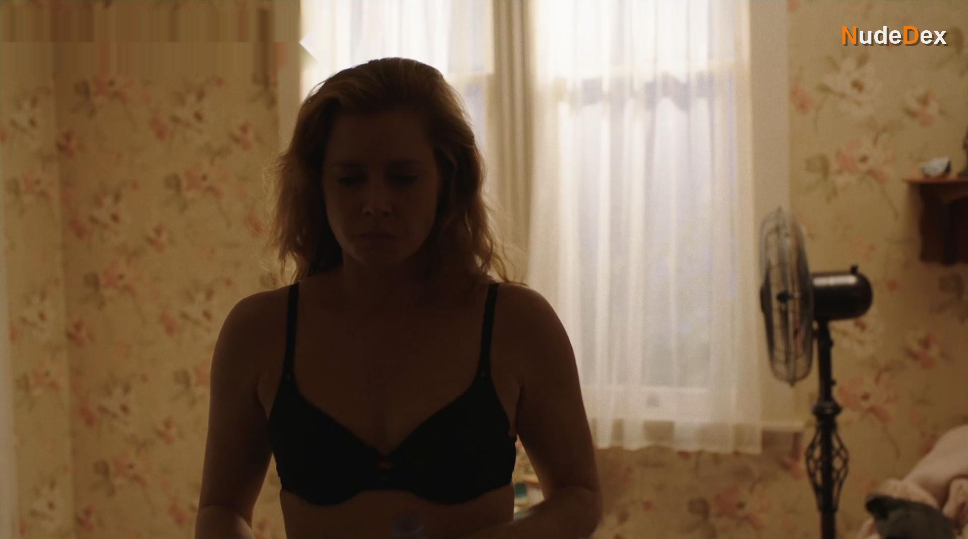 Amy Adams in Sharp Objects, photo 9