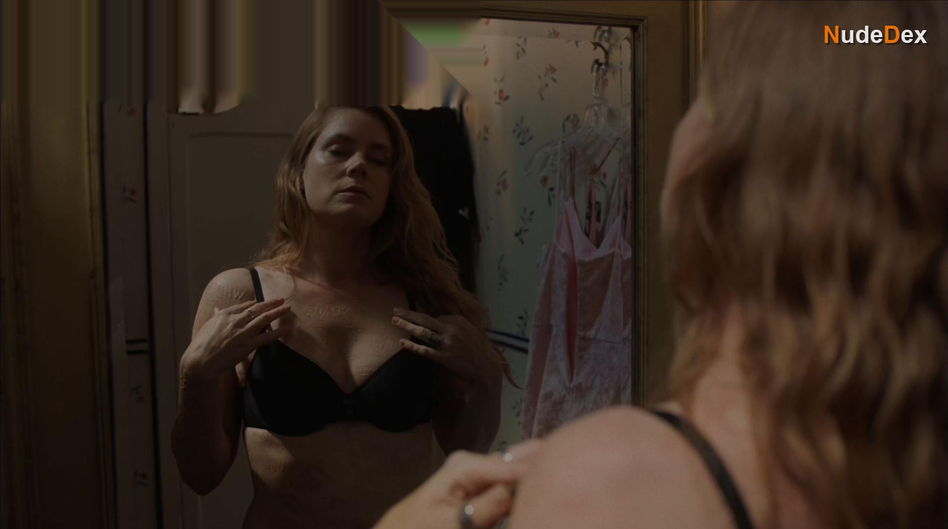 Amy Adams in Sharp Objects, photo 22