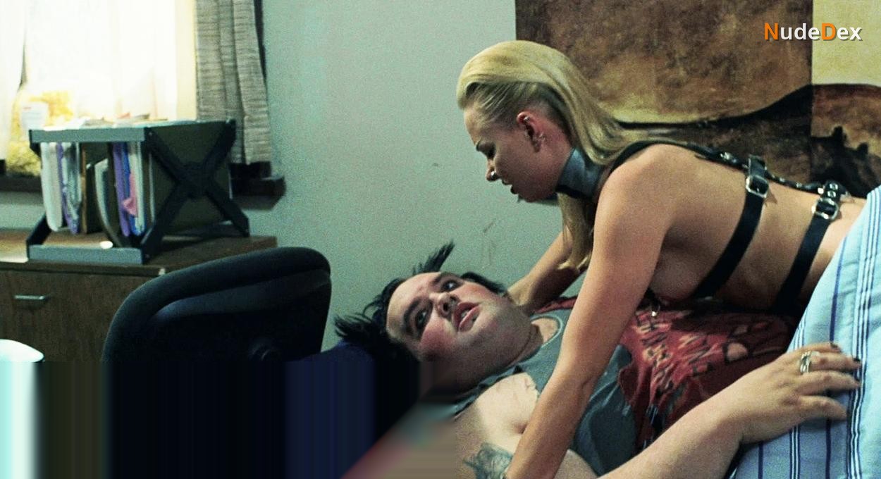 Amy Esterle in The Butterfly Effect, photo 2