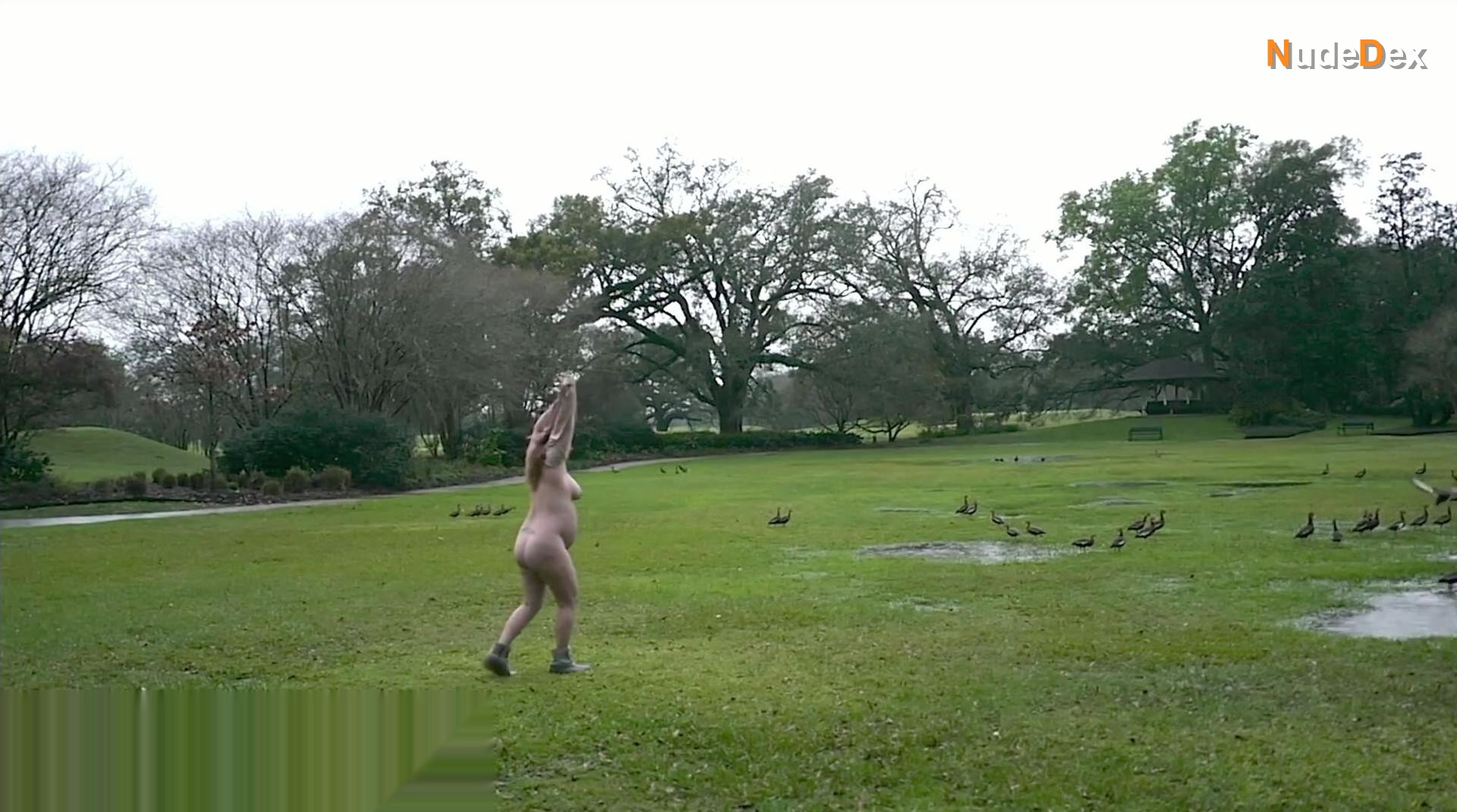 Amy Schumer in Expecting Amy, photo 10
