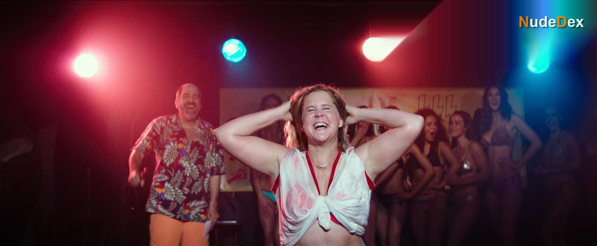 Amy Schumer in I Feel Pretty, photo 7