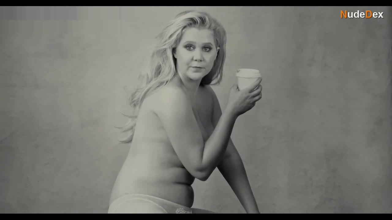 Amy Schumer in Pirelli Calendar, photo 4