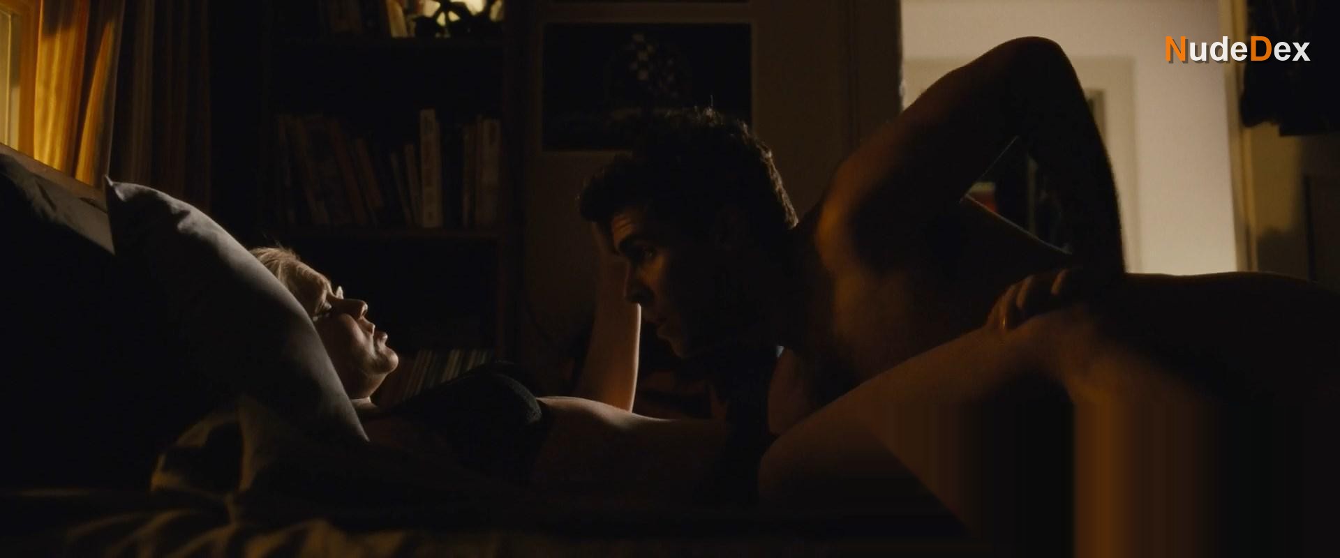 Amy Schumer in Trainwreck, photo 35