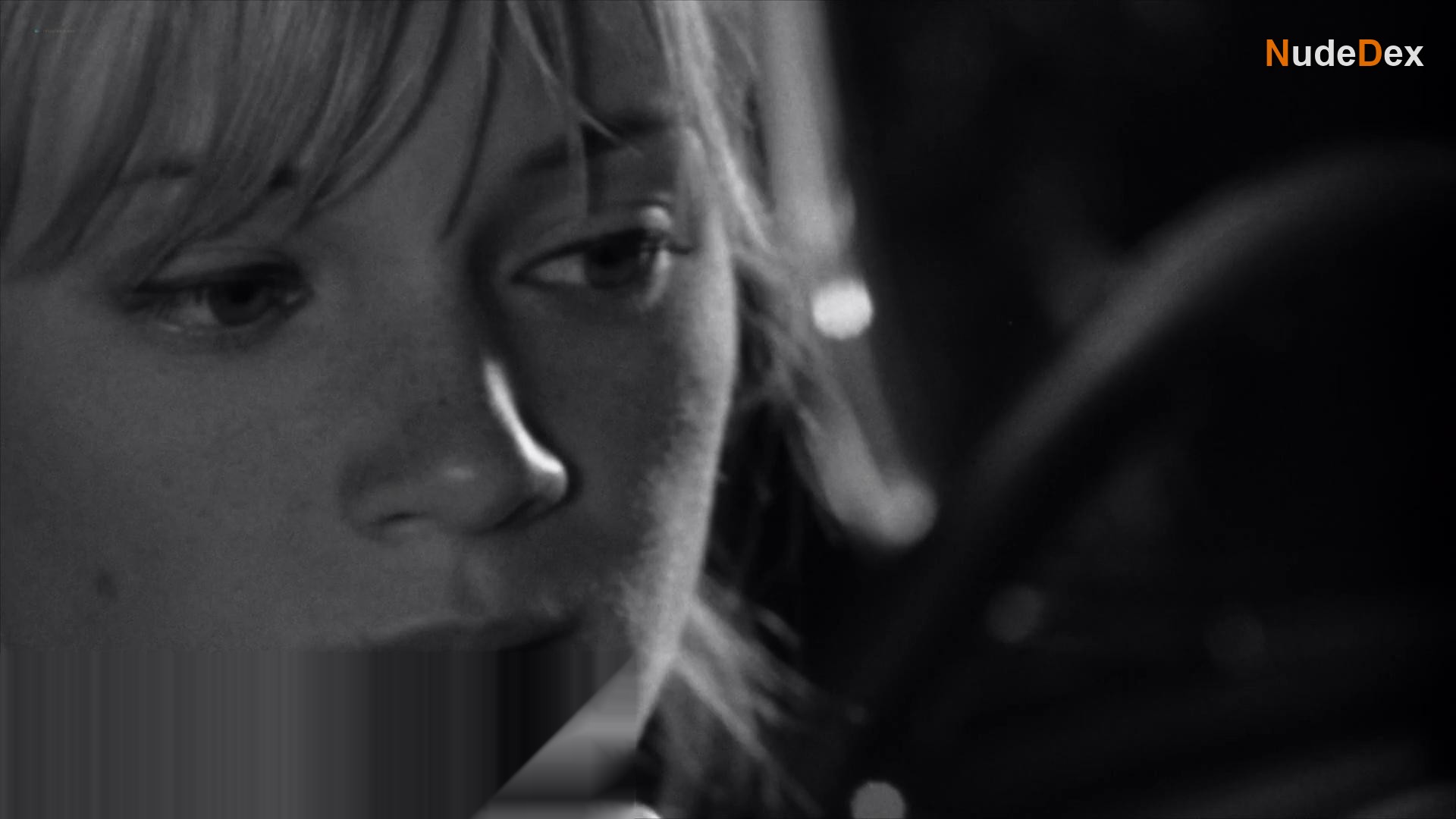 Amy Smart in Campfire Tales, photo 8