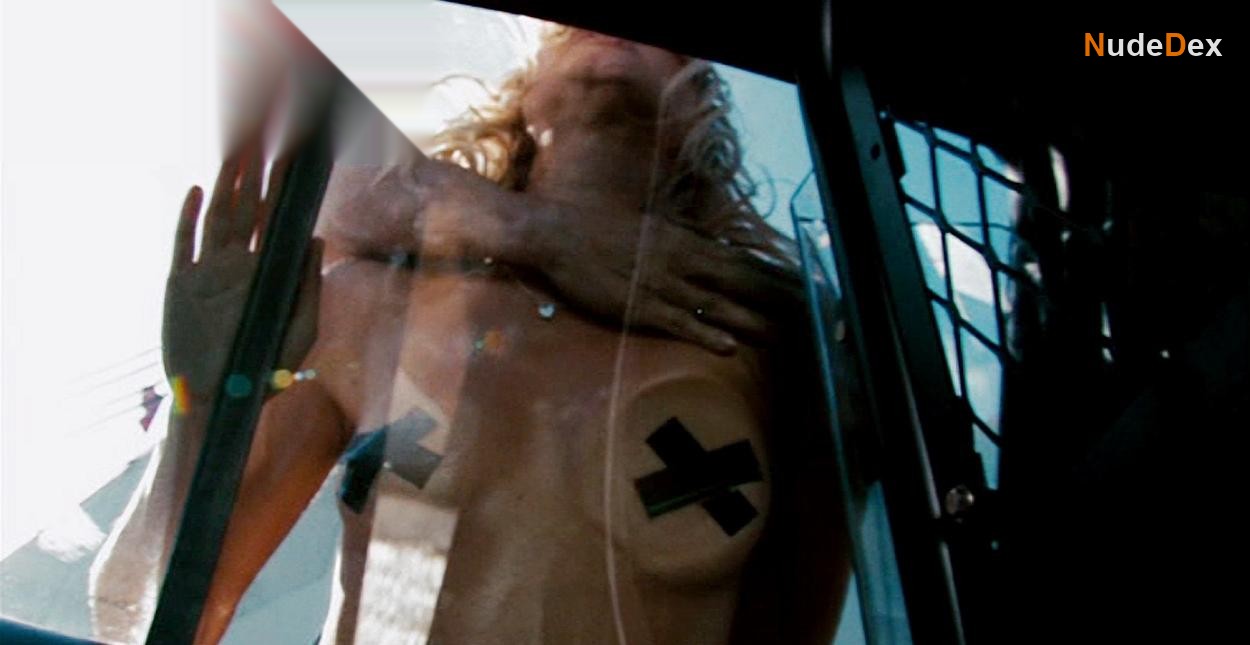 Amy Smart in Crank 2 High Voltage, photo 11
