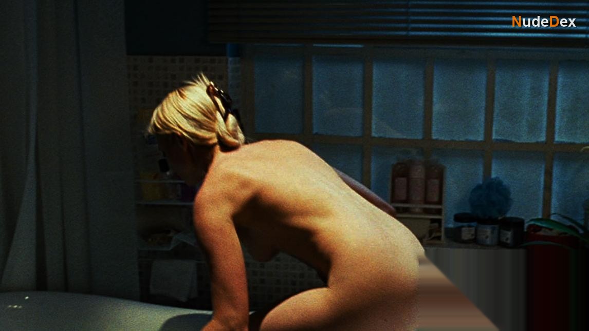 Amy Smart in Mirrors, photo 3