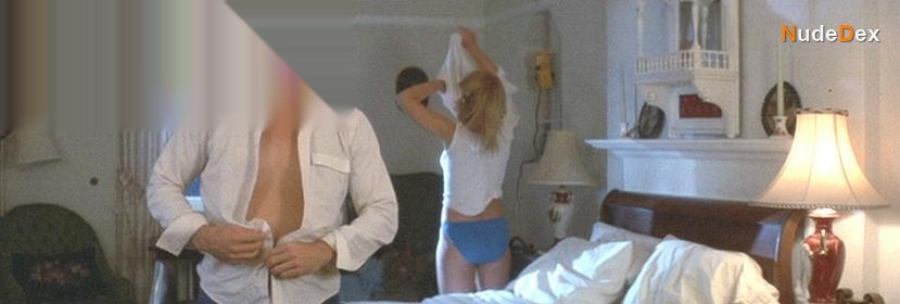Amy Steel in April Fool's Day, photo 2