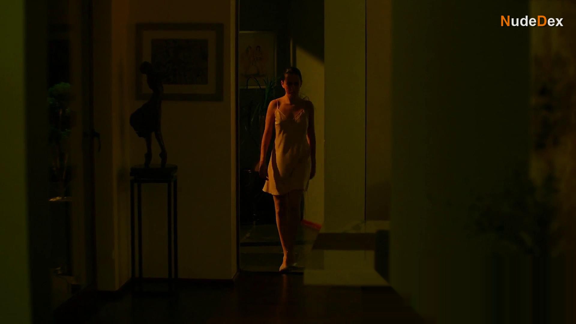 Ana Brenda Contreras in Toda La Sangre, photo 5