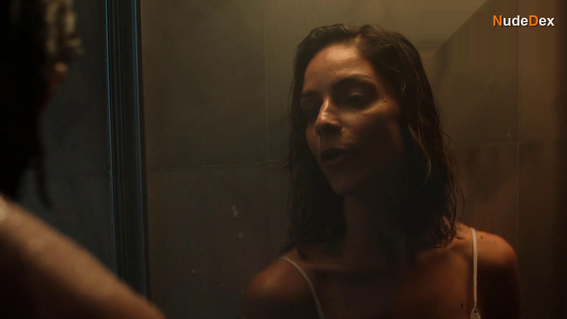Ana Brenda Contreras in Toda La Sangre, photo 6