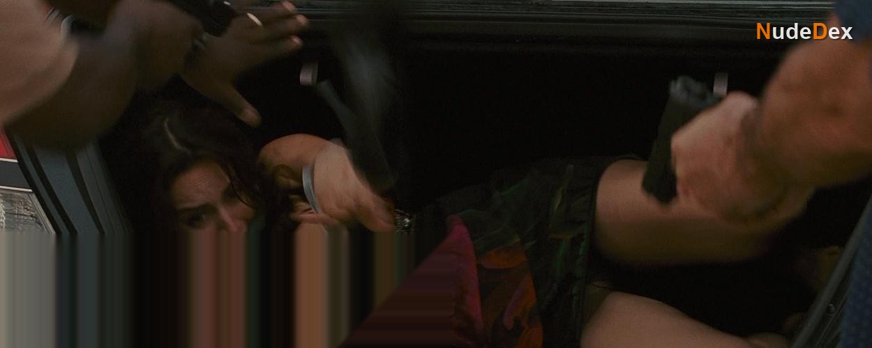 Ana De La Reguera in Cop Out, photo 2