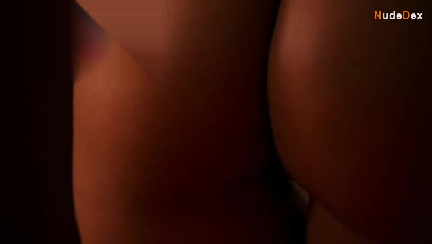 Ana De La Reguera in Eastbound Down, photo 6