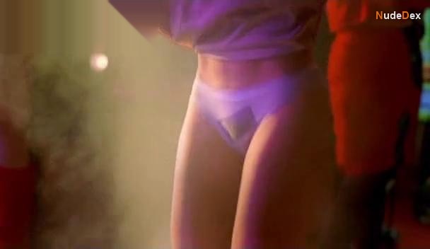 Ana De La Reguera in Ladies Night, photo 4