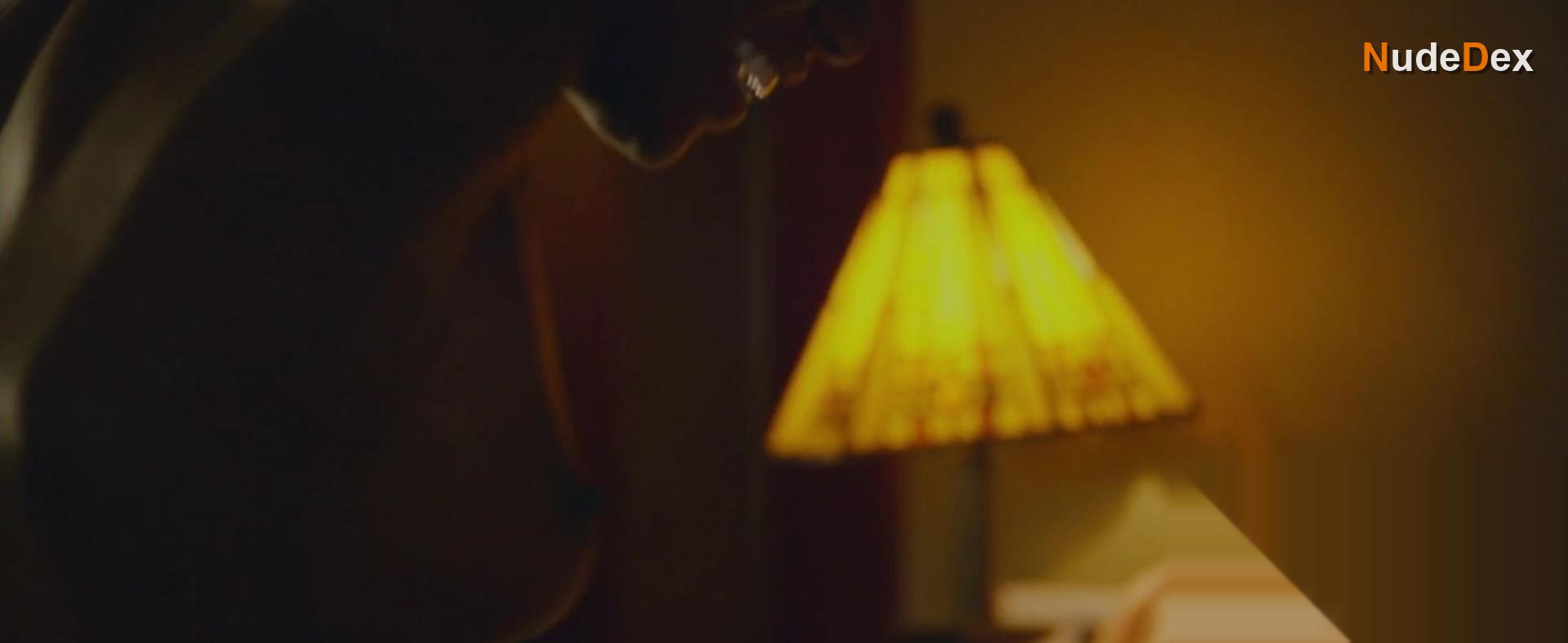 Ana Foxx in Diminuendo, photo 2