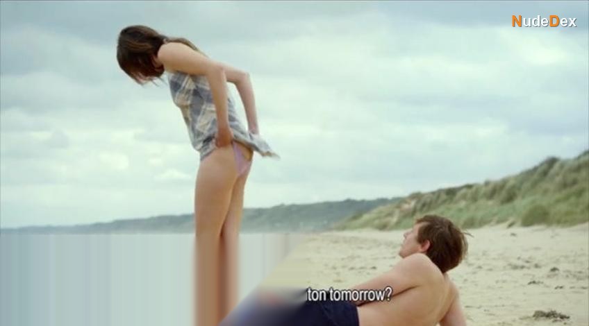 Ana Girardot in High Society, photo 8