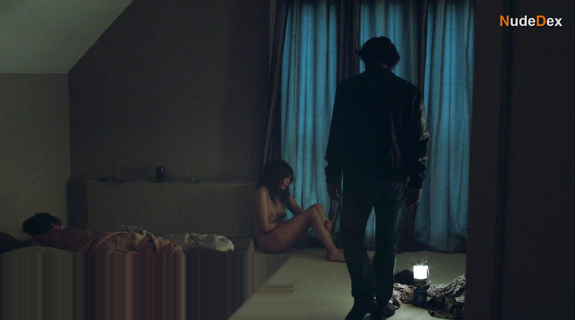 Ana Girardot in The Returned, photo 7