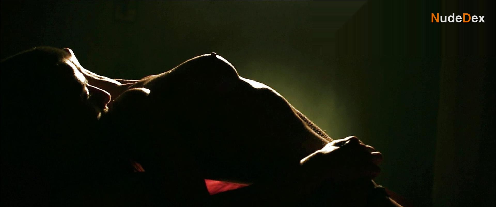 Ana Maljevic in 6 Days Dark, photo 4