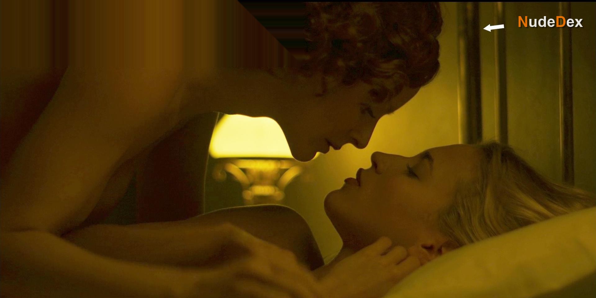 Ana Maria Polvorosa in Cable Girls, photo 13