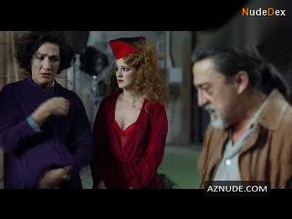 Ana Maria Polvorosa in No Lo Llames Amor Llamalo X, photo 3