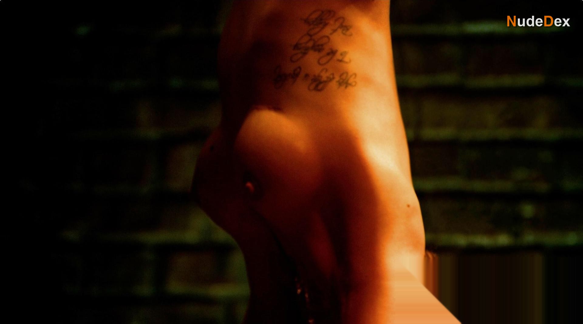Ana Maria Saragia in Fright Night 2, photo 4