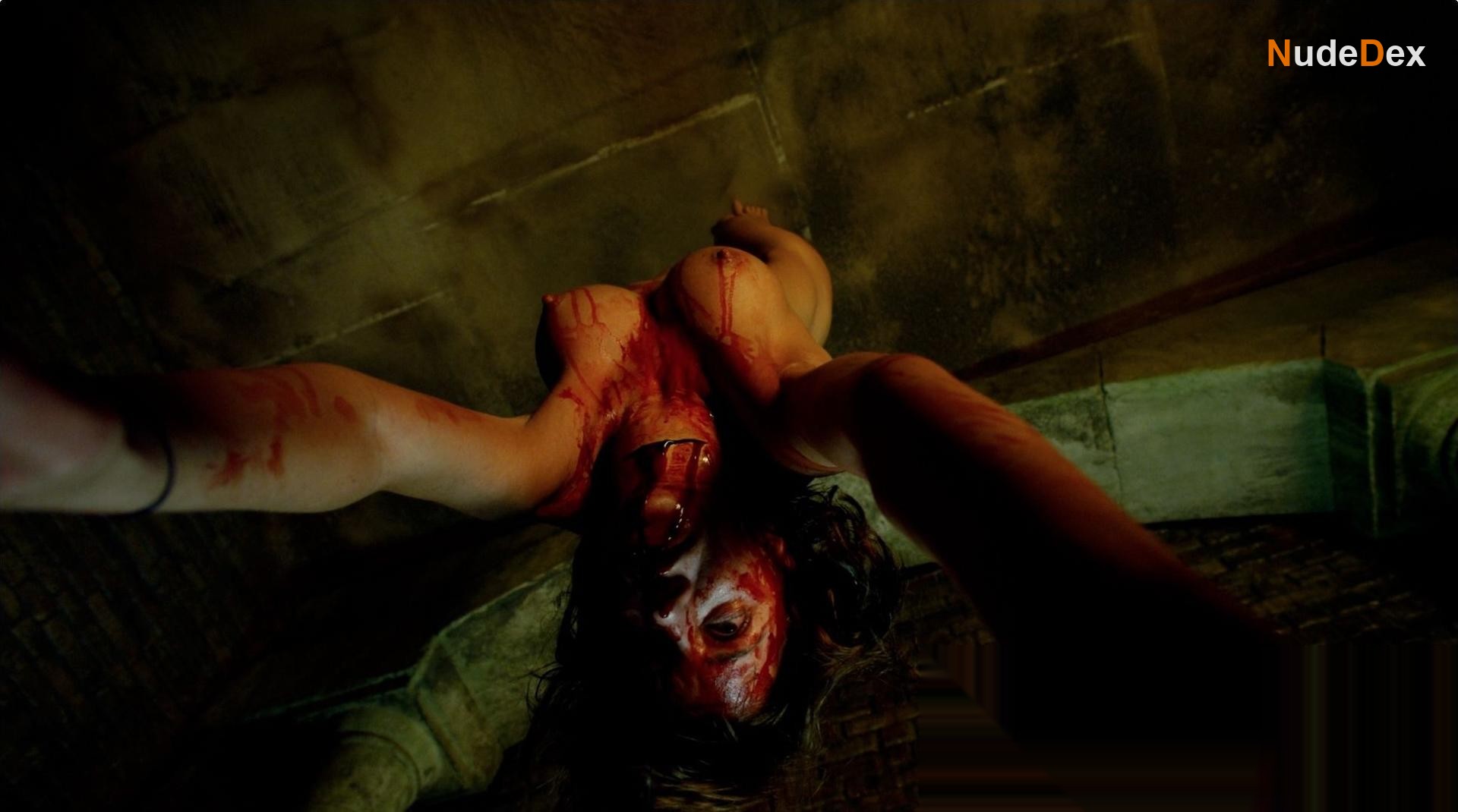 Ana Maria Saragia in Fright Night 2, photo 9
