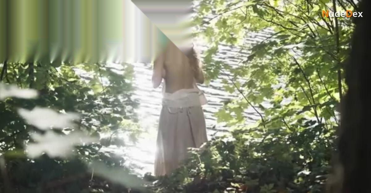 Anastasia Ukolova in Tsyplenok Zharenyy, photo 7