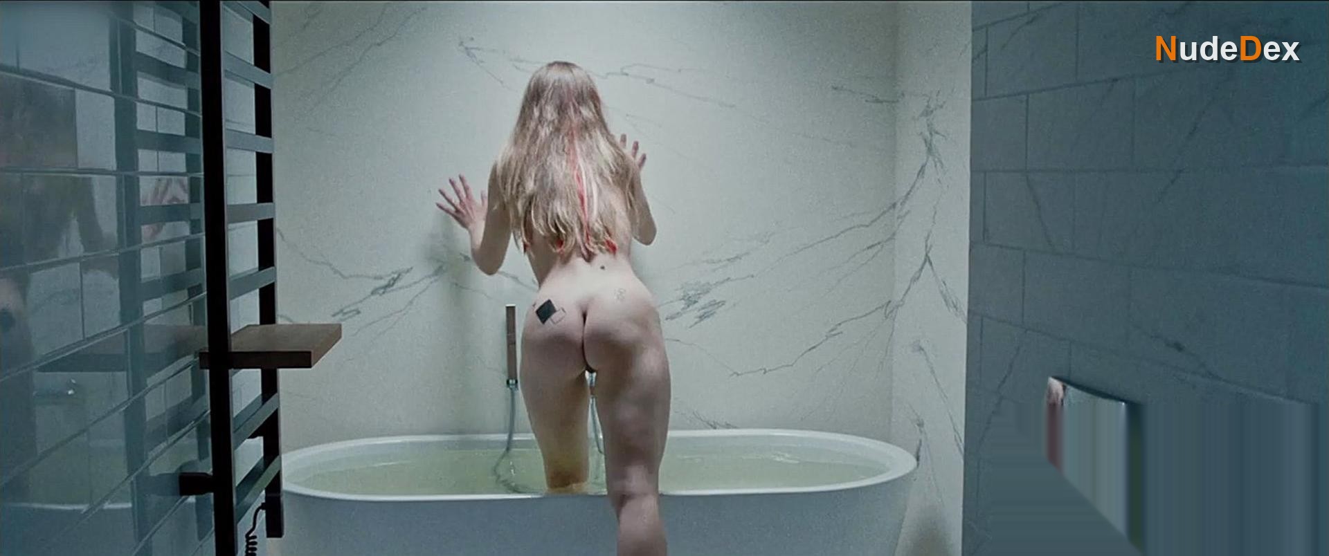 Anastasiia Pustovit in Between Us, photo 9