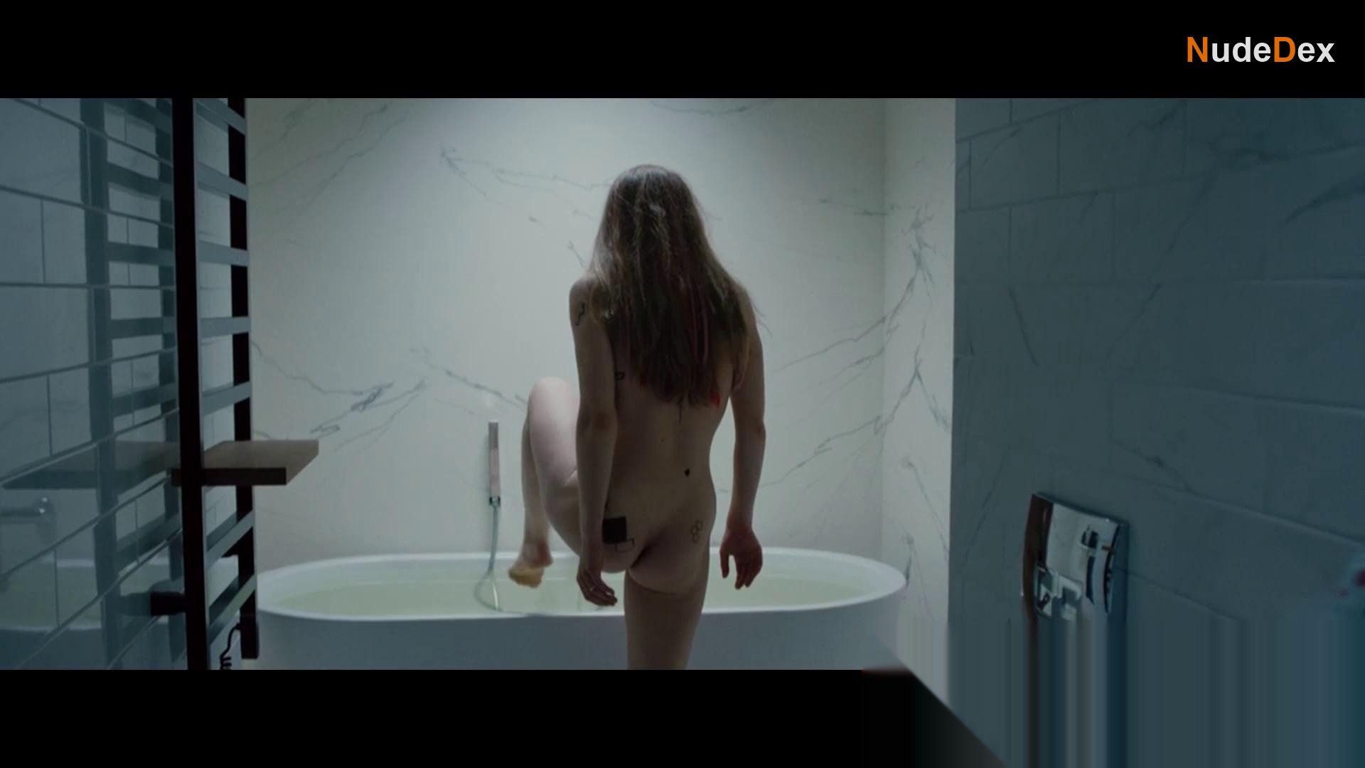 Anastasiia Pustovit in Between Us, photo 17