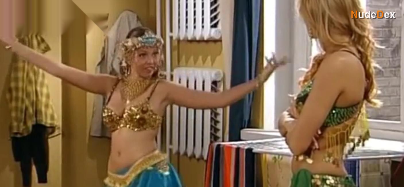 Anastasiya Taptygina in Univer, photo 2
