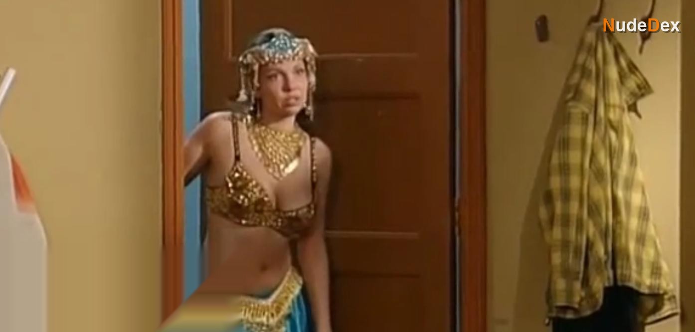 Anastasiya Taptygina in Univer, photo 4