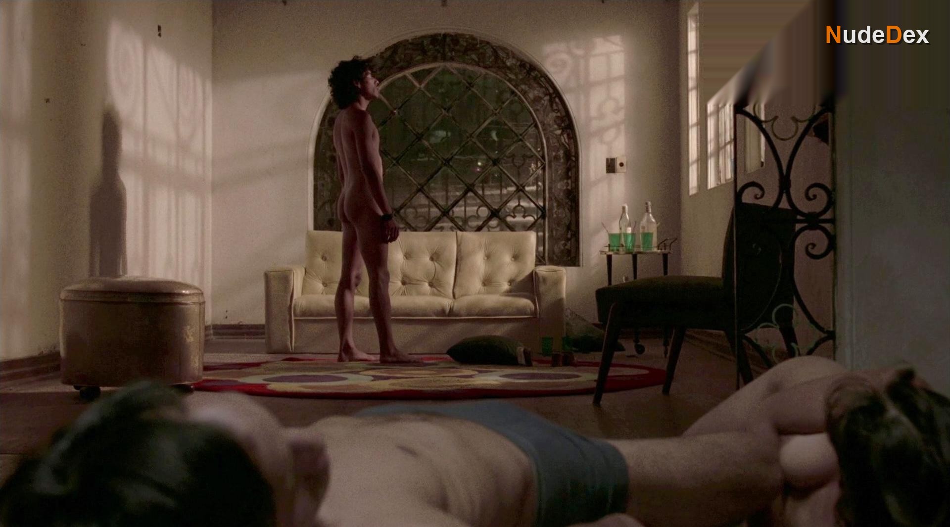 Andrea Portal in I Am Happiness On Earth, photo 6