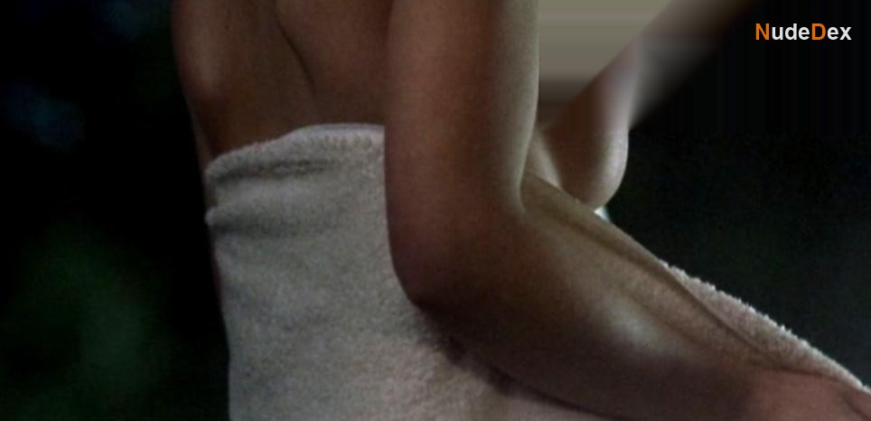 Andrea Roth in Sasquatch, photo 2