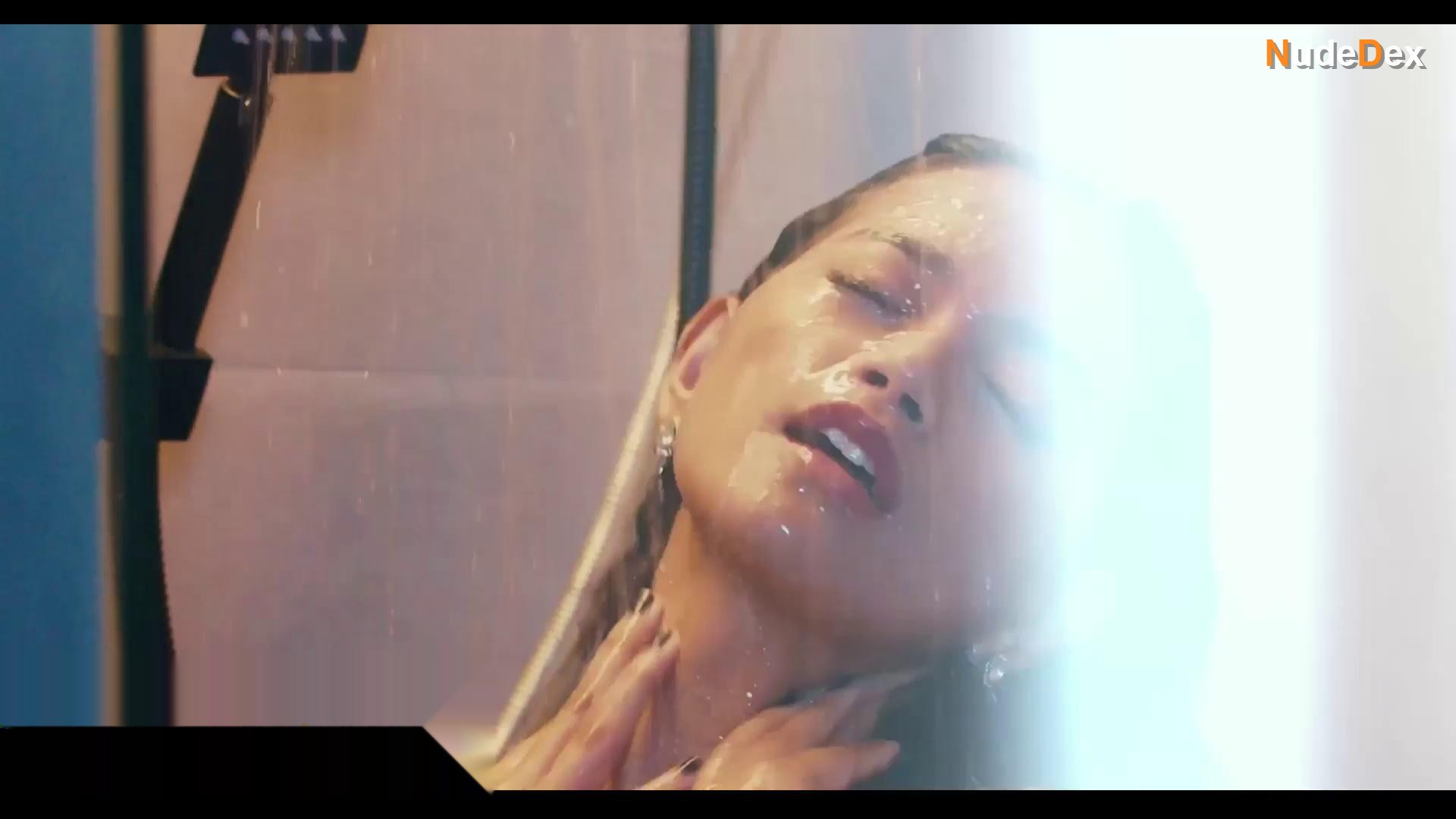 Angela Morena in Todo Kayod, photo 1