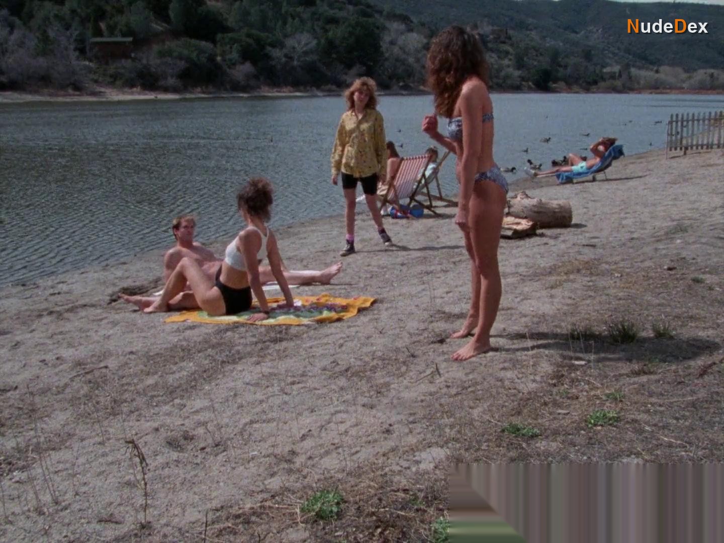 Dead Girls in Dead Girls, photo 6