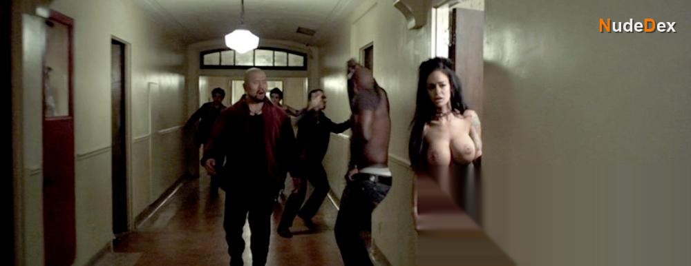 Angela Valentine in The Girl From The Naked Eye, photo 1