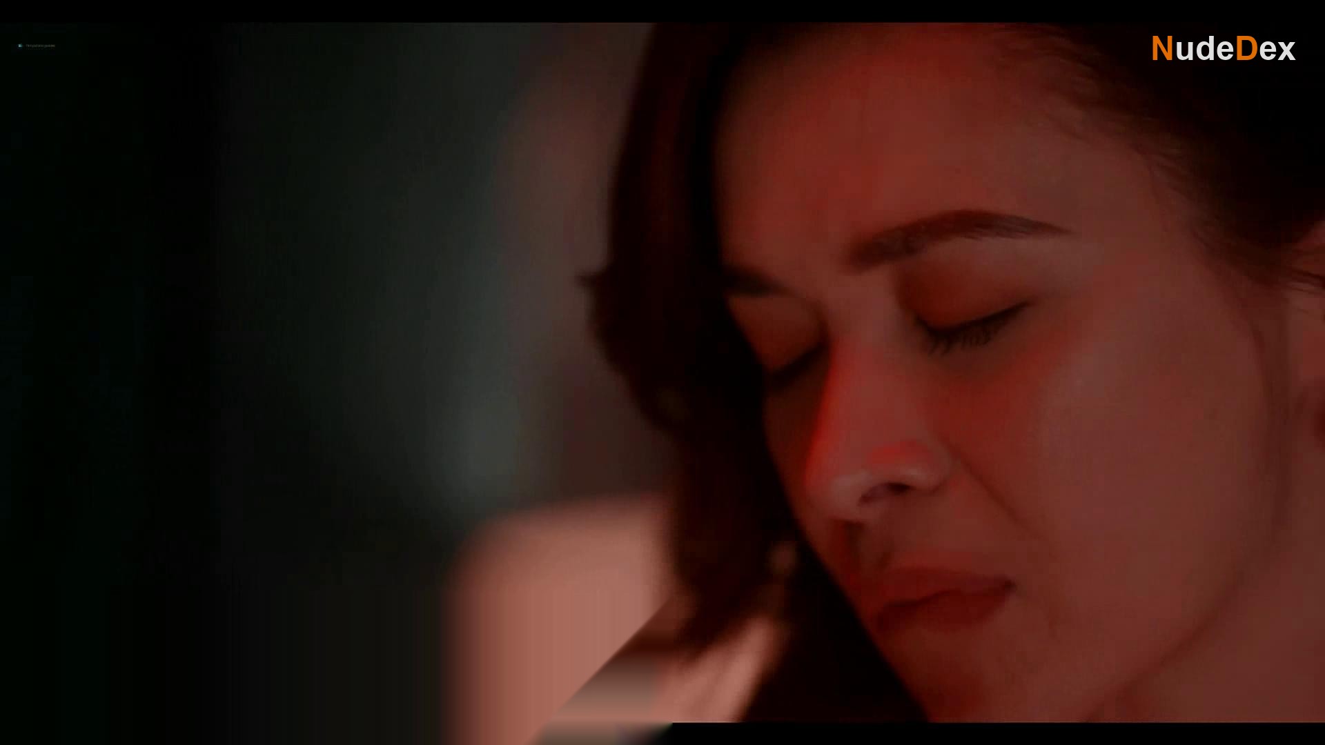 Angelica Cervantes in An Affair To Forget, photo 24