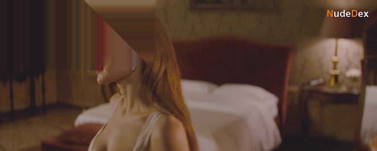 Angelina Jolie in The Tourist, photo 1