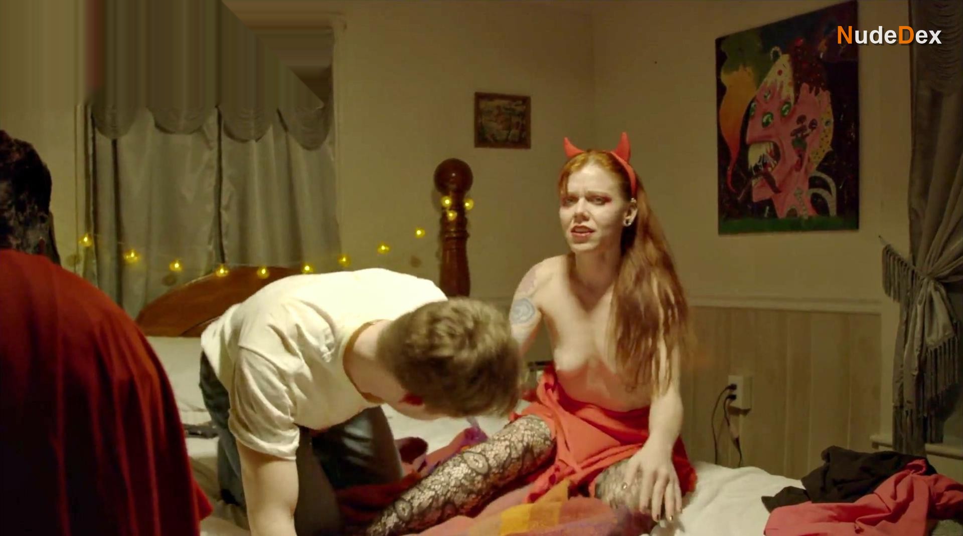Angel Nichole Bradford in Coffintooth, photo 2
