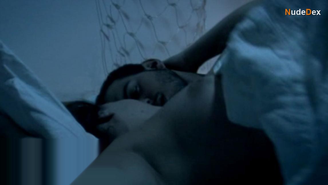 Ania Sowinski in Extraordinary Rendition, photo 2