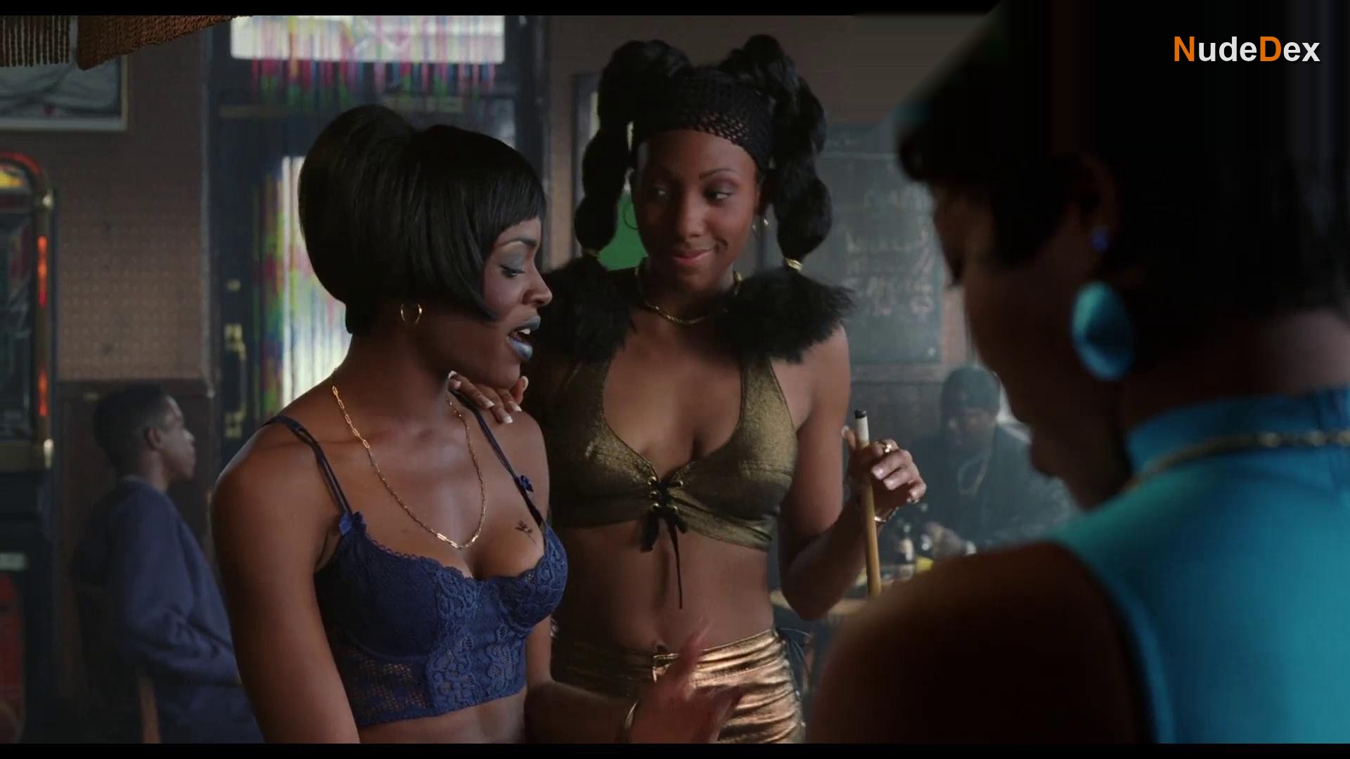 Anjela Lauren Smith in Babymother, photo 2