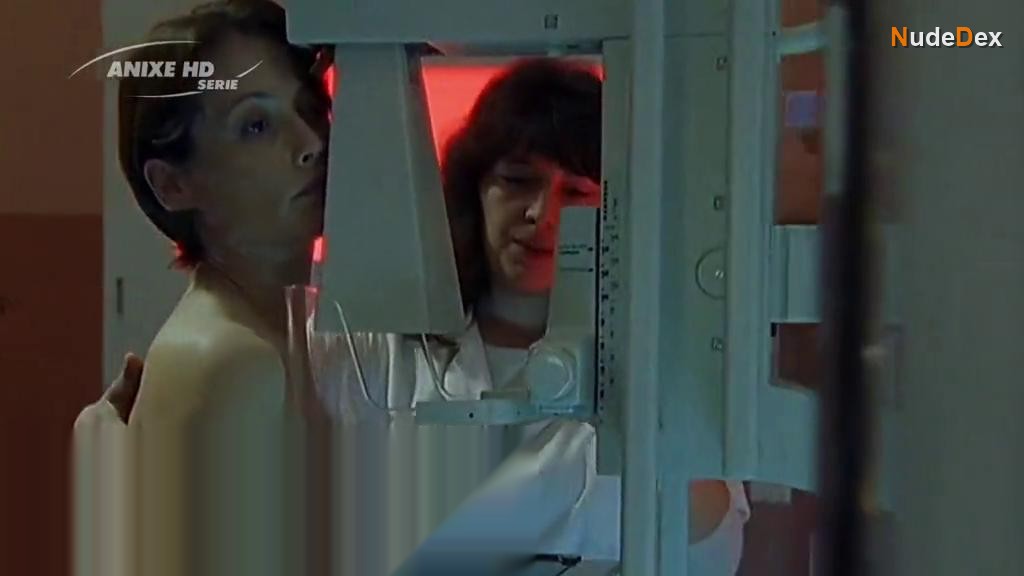 Anke Sevenich in Klinikum Berlin Mitte Leben In Bereitschaft, photo 7